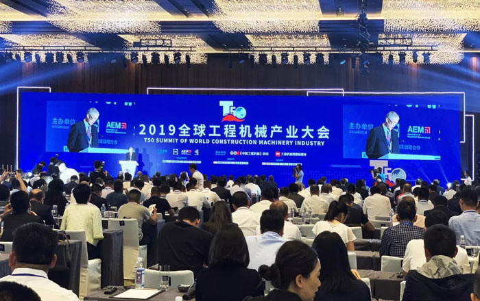 双喜临门！开元·(中国)集团-KAIYUAN
囊括两项工程机械行业大奖