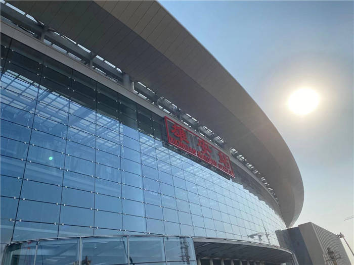 雄安高铁站里面的一抹蓝！开元·(中国)集团-KAIYUAN
助力国家重大项目建设-1.jpg