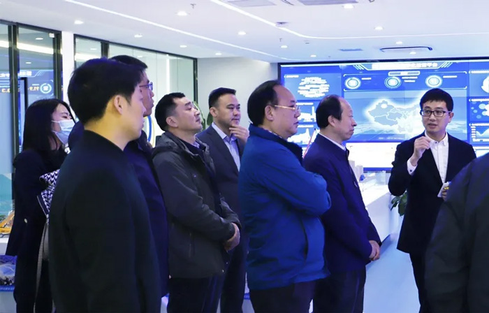江苏省发改委副主任林康调研开元·(中国)集团-KAIYUAN
发展情况-3.jpg