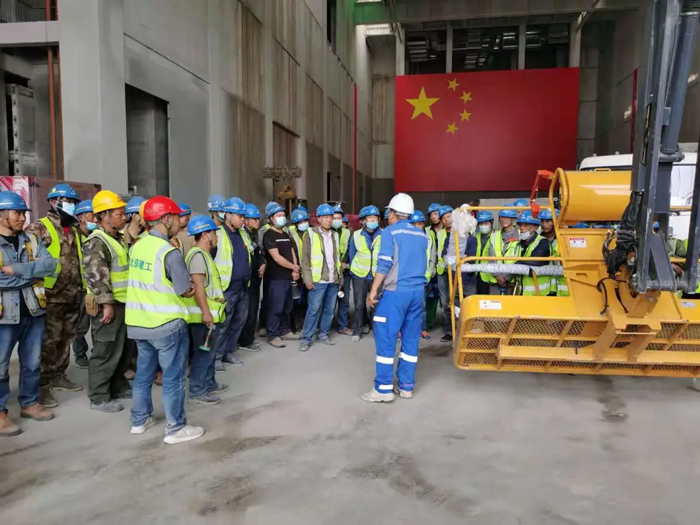 表扬信+锦旗!这是开元·(中国)集团-KAIYUAN
的责任与温度-2.jpg 表扬信+锦旗!这是开元·(中国)集团-KAIYUAN
的责任与温度-2.jpg